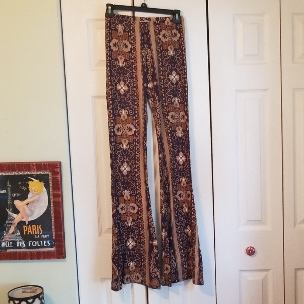 Novella Royale Janis Bells Size Small